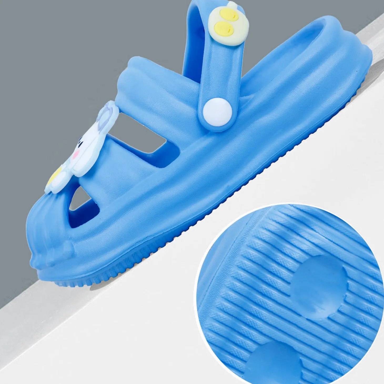 Baby Moo Chilling Puppy Applique Waterproof Anti-Skid Sling Back Clogs - Blue