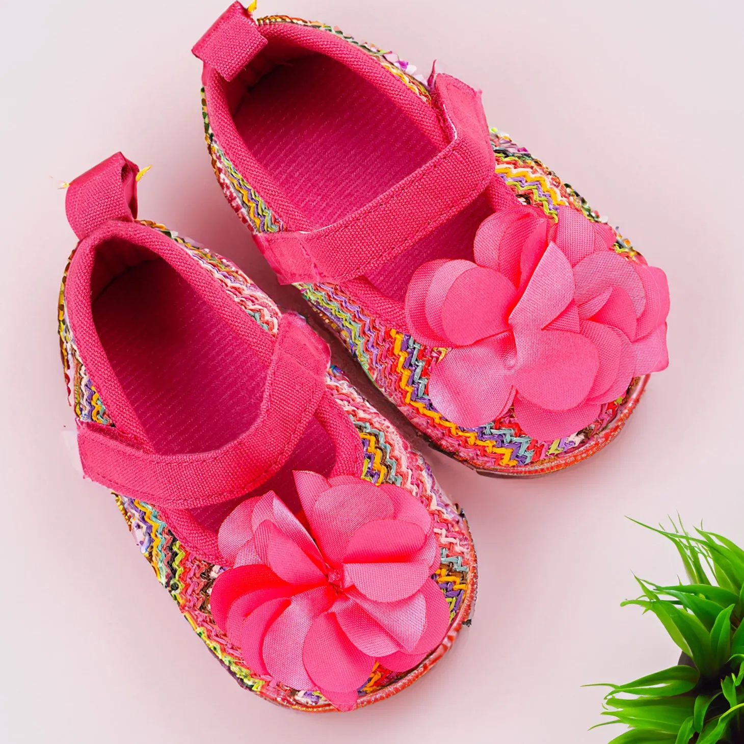 Baby Moo Embellished Flower Colourful Woven Anti-Skid Ballerina Booties - Pink