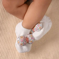 Baby Moo Floral Bow Matching Cap And Socks Set - Peach