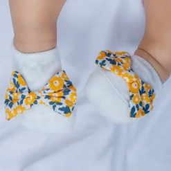 Baby Moo Floral Bow Matching Cap And Socks Set - Yellow
