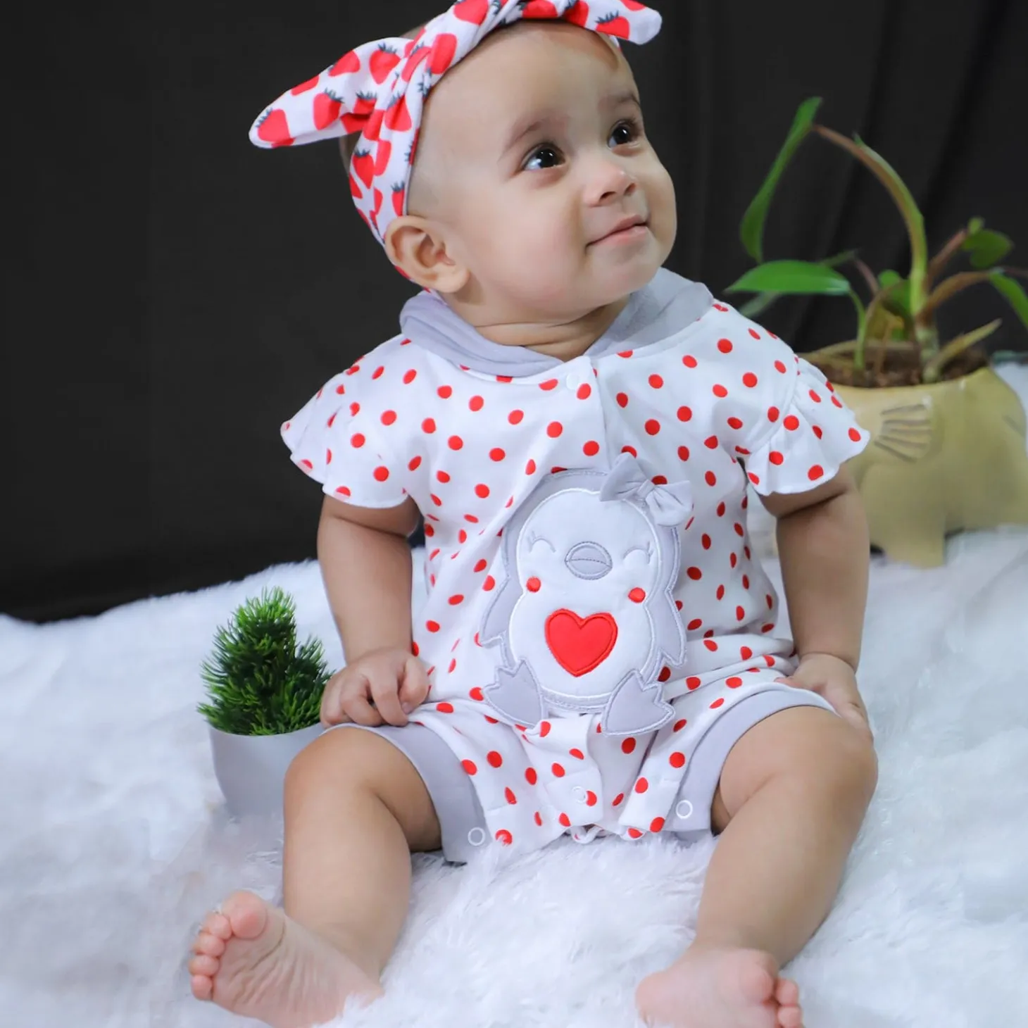 Baby Moo Little Penguin Embroidered Soft Cotton Girls Hooded Short Romper - Red