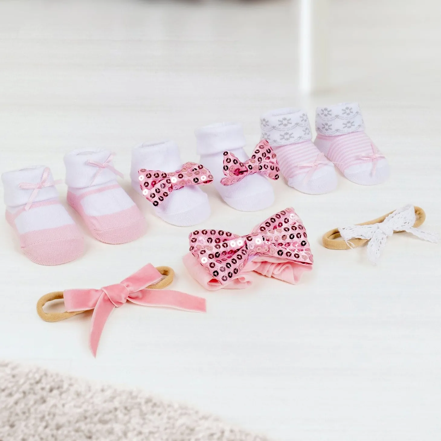 Baby Moo Sequined Infant Girl 6-Piece Gift Hairband And Socks Set - Pink