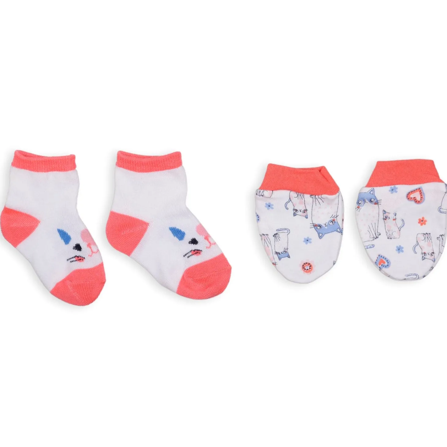 Feeding Bibs Socks And Mittens Set Of 3 Winking Cat White