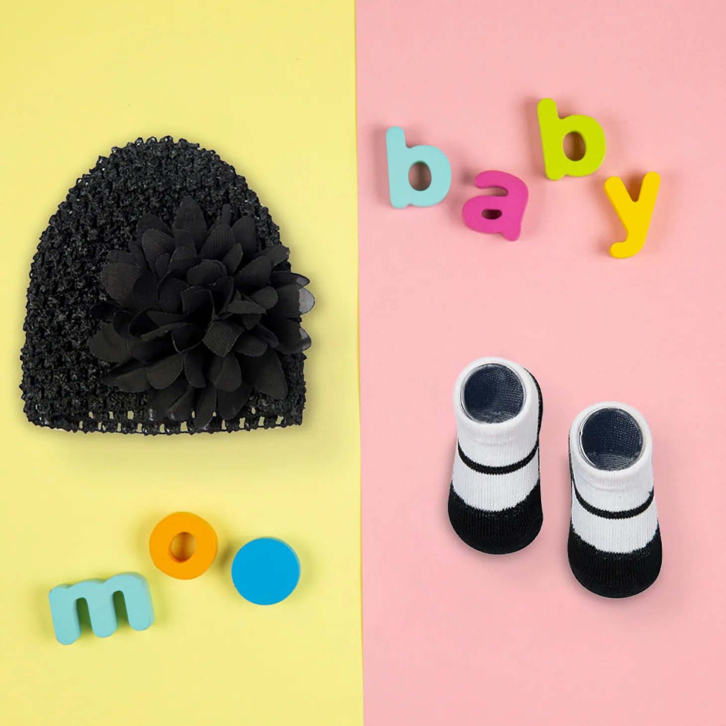 Floral Black Socks And Cap Set