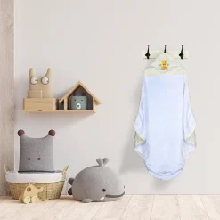Giraffe White Hooded Bubble Blanket