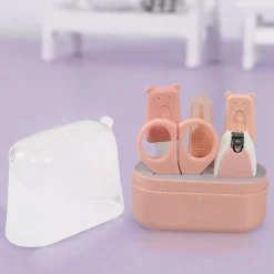 Peach Grooming Kit of 5 Pcs with a Nail Clipper