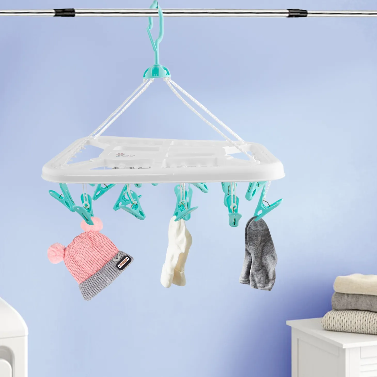 Turquoise Premium Square Clip Hanger