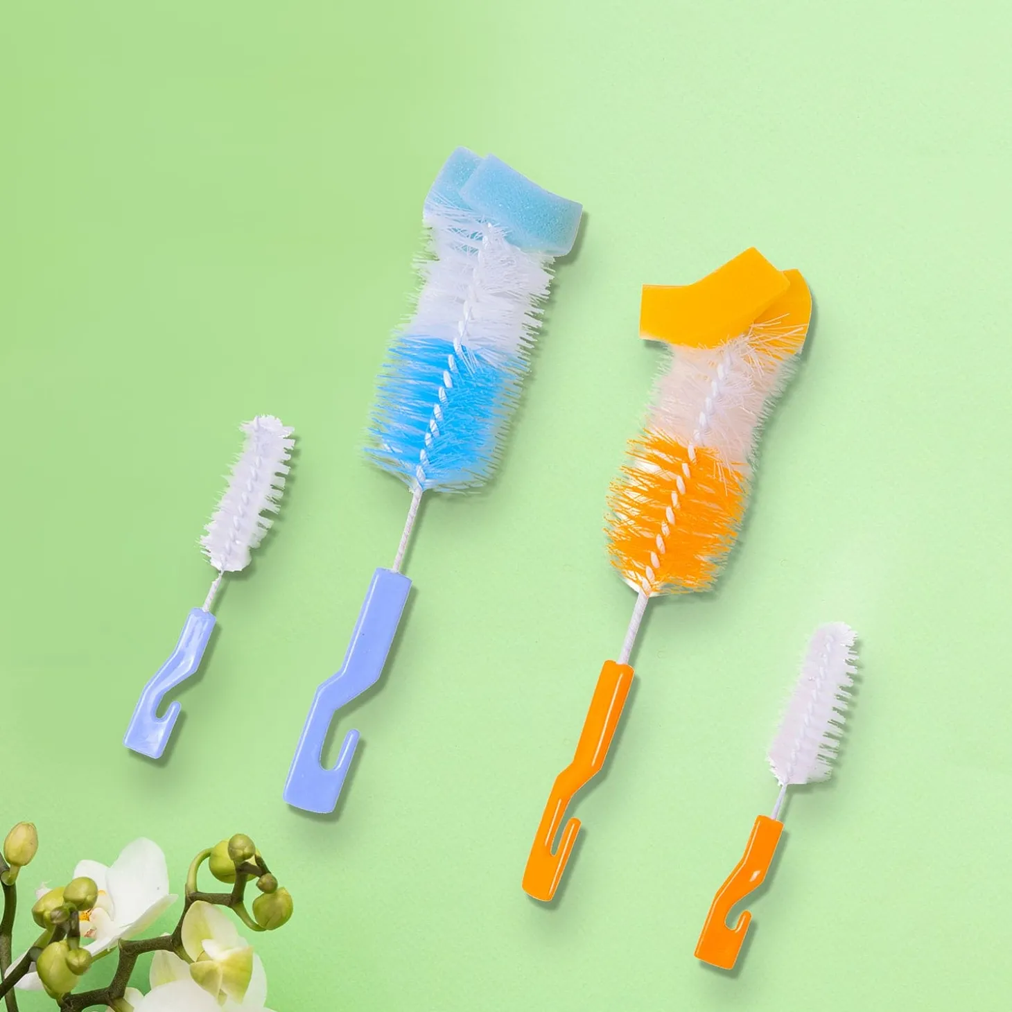 Twist And Turn Orange And Blue 2 Bottle And 2 Nipple Cleaning Brush Set of 4